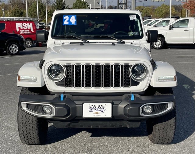 Used 2024 Jeep Wrangler Unlimited Sahara image 12