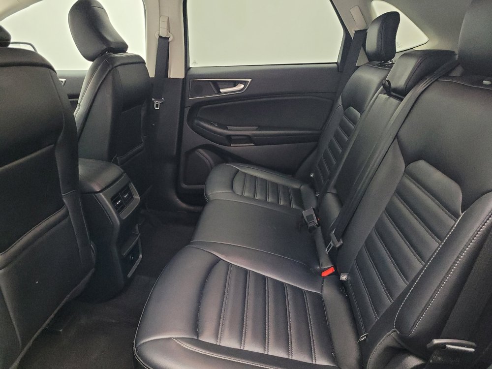 Used 2024 Ford Edge SEL image 18