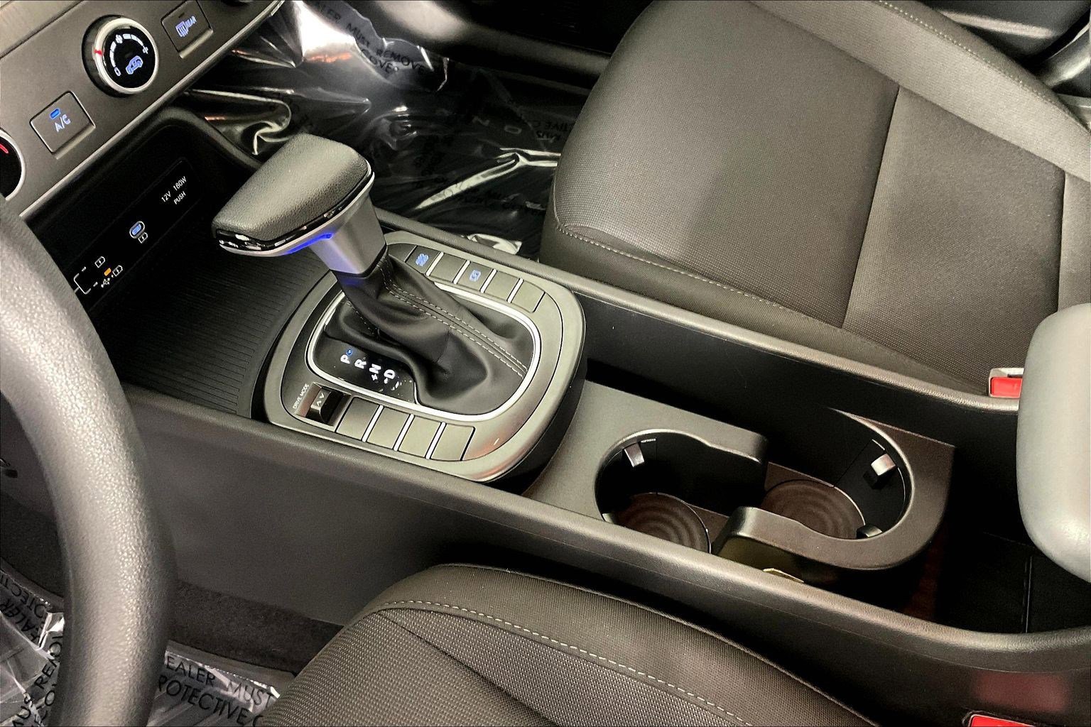 Certified 2026 Hyundai Kona SE FWD image 17