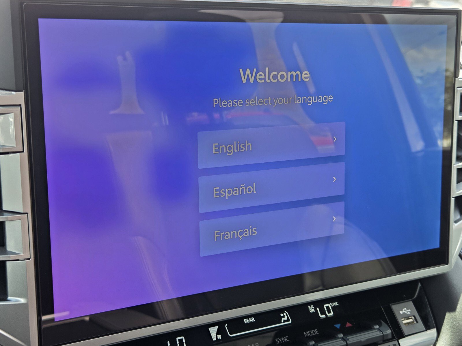 Certified 2025 Toyota Sequoia Platinum AWD/4WD image 19