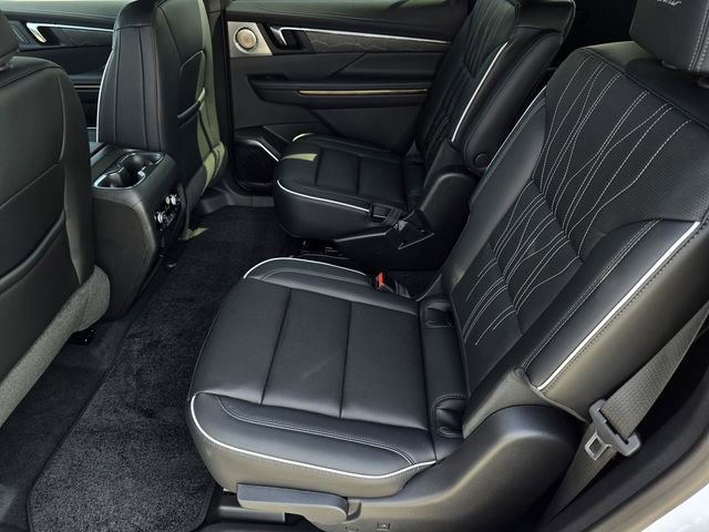 New 2026 Buick Enclave Avenir w/ Super Cruise Package FWD image 23