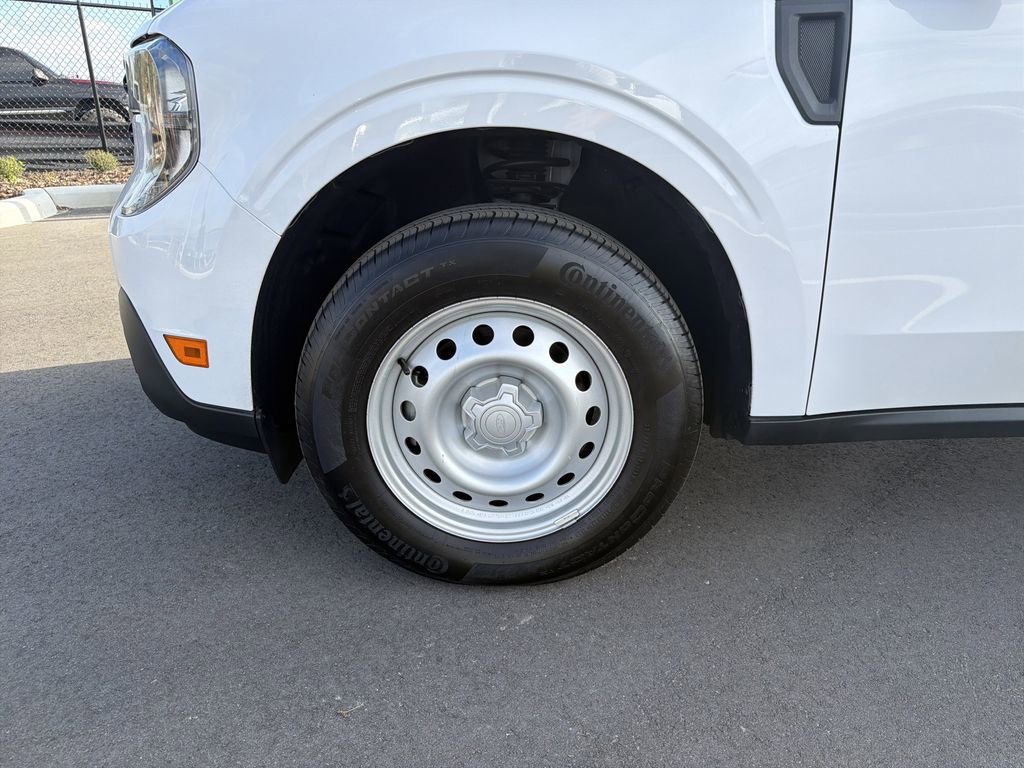 Certified 2025 Ford Maverick XL w/ Equipment Group 102A AWD/4WD image 31