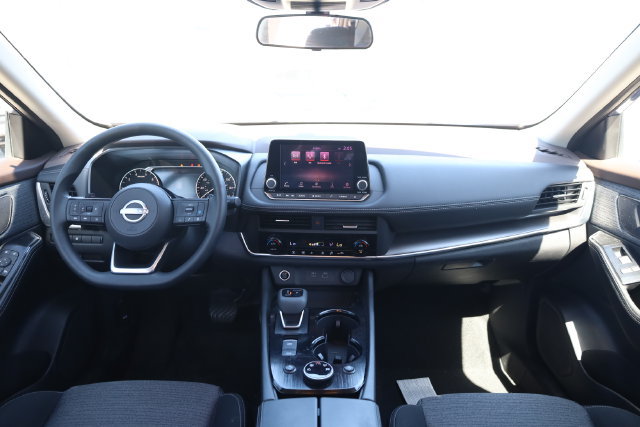 Certified 2023 Nissan Rogue SV AWD/4WD image 16