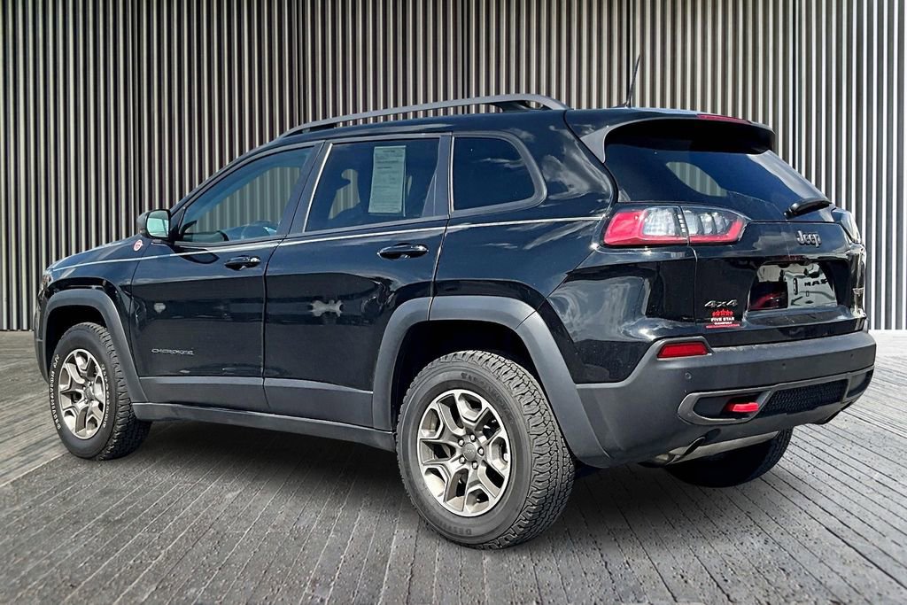 Used 2021 Jeep Cherokee Trailhawk w/ Comfort/Convenience Group image 11