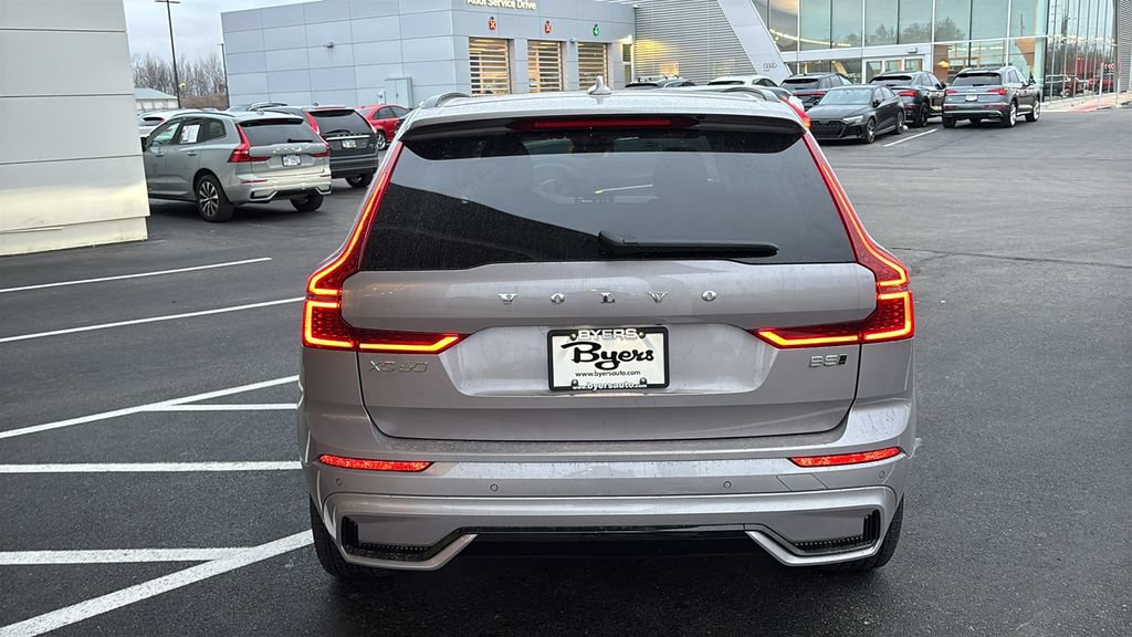 New 2026 Volvo XC60 B5 Plus w/ Climate Package AWD/4WD image 31