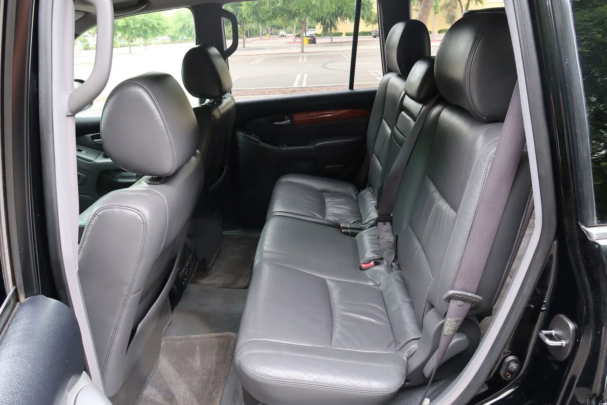 Used 2003 Lexus GX 470 image 12