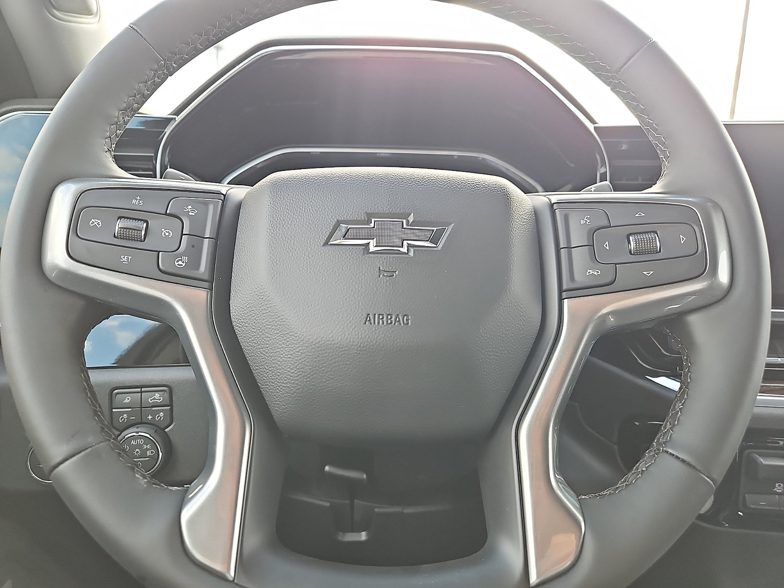 New 2026 Chevrolet Silverado 1500 RST w/ RST All Star Premium Package AWD/4WD image 20