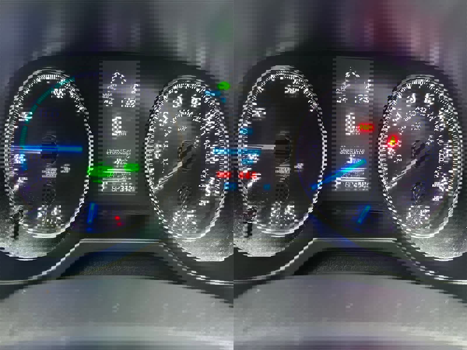 Used 2022 Toyota RAV4 SE image 17