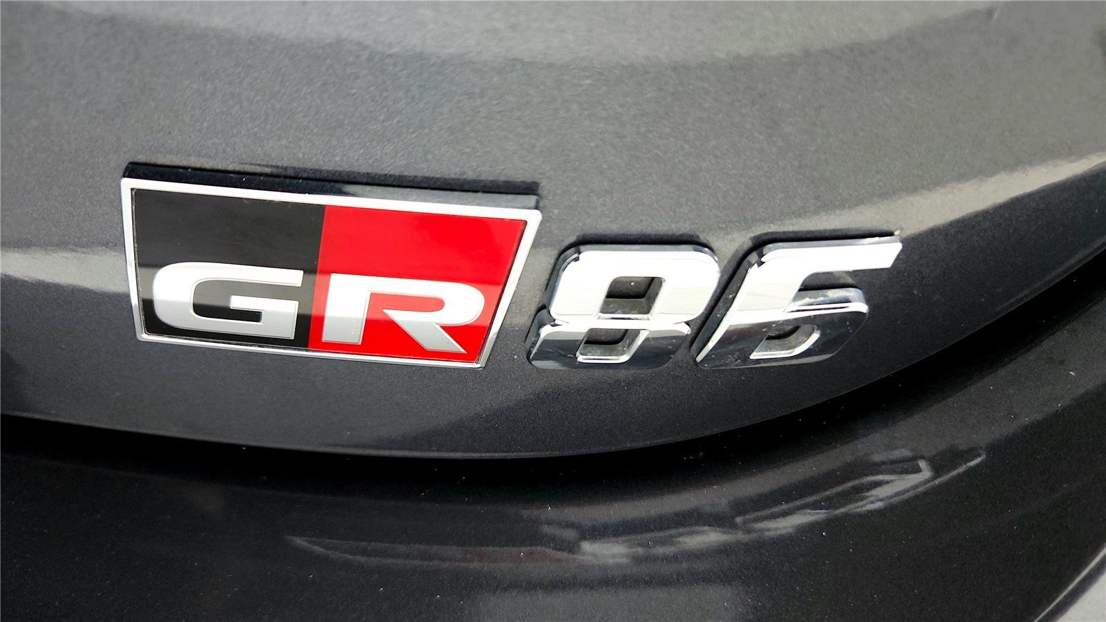 Used 2023 Toyota GR86 Premium w/ ALL Weather Mat Package (TMS) RWD image 13