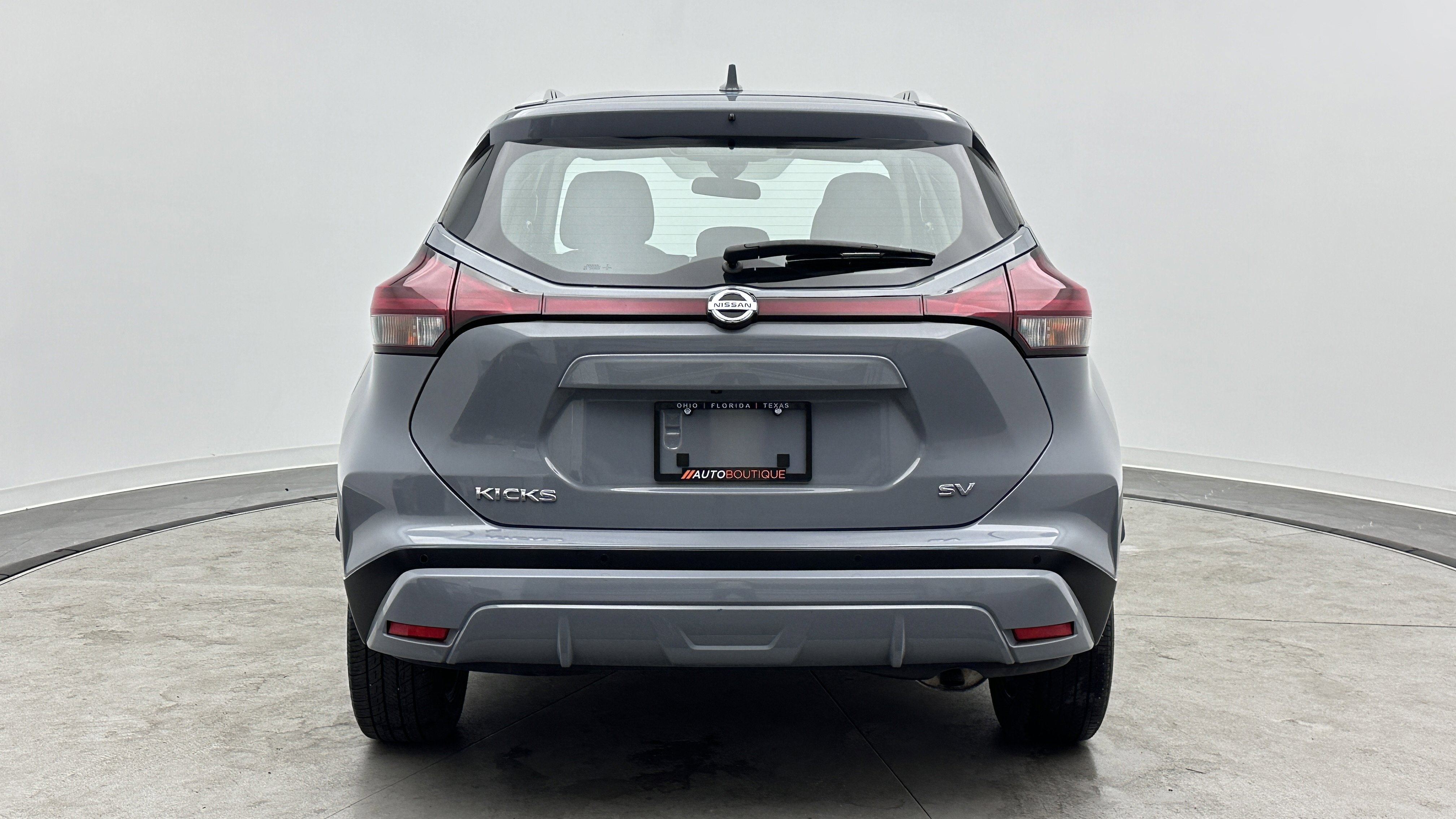 Used 2021 Nissan Kicks SV FWD image 6