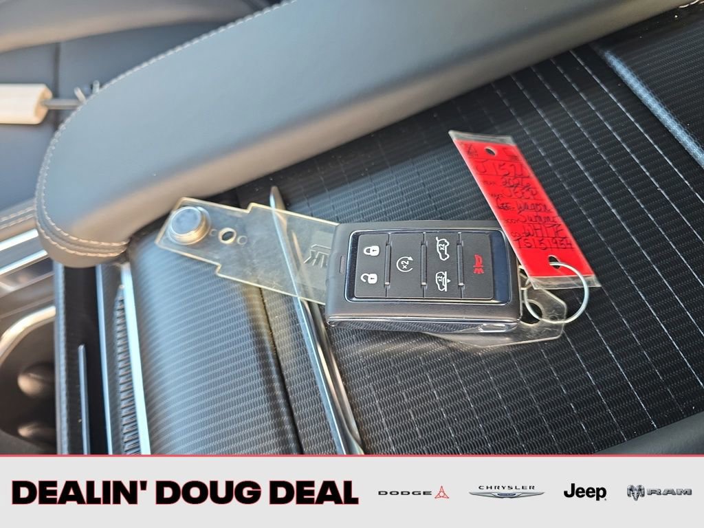 New 2026 Jeep Grand Wagoneer L Summit w/ Premium Group III image 29