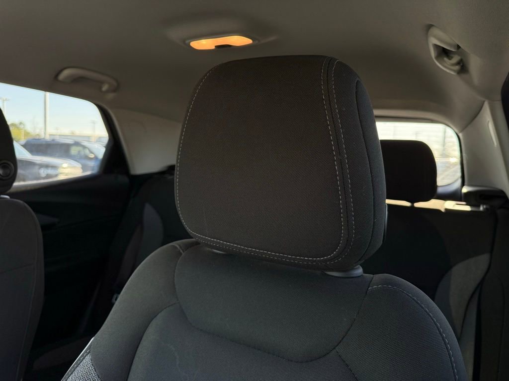 Used 2025 Chevrolet TrailBlazer LT image 23