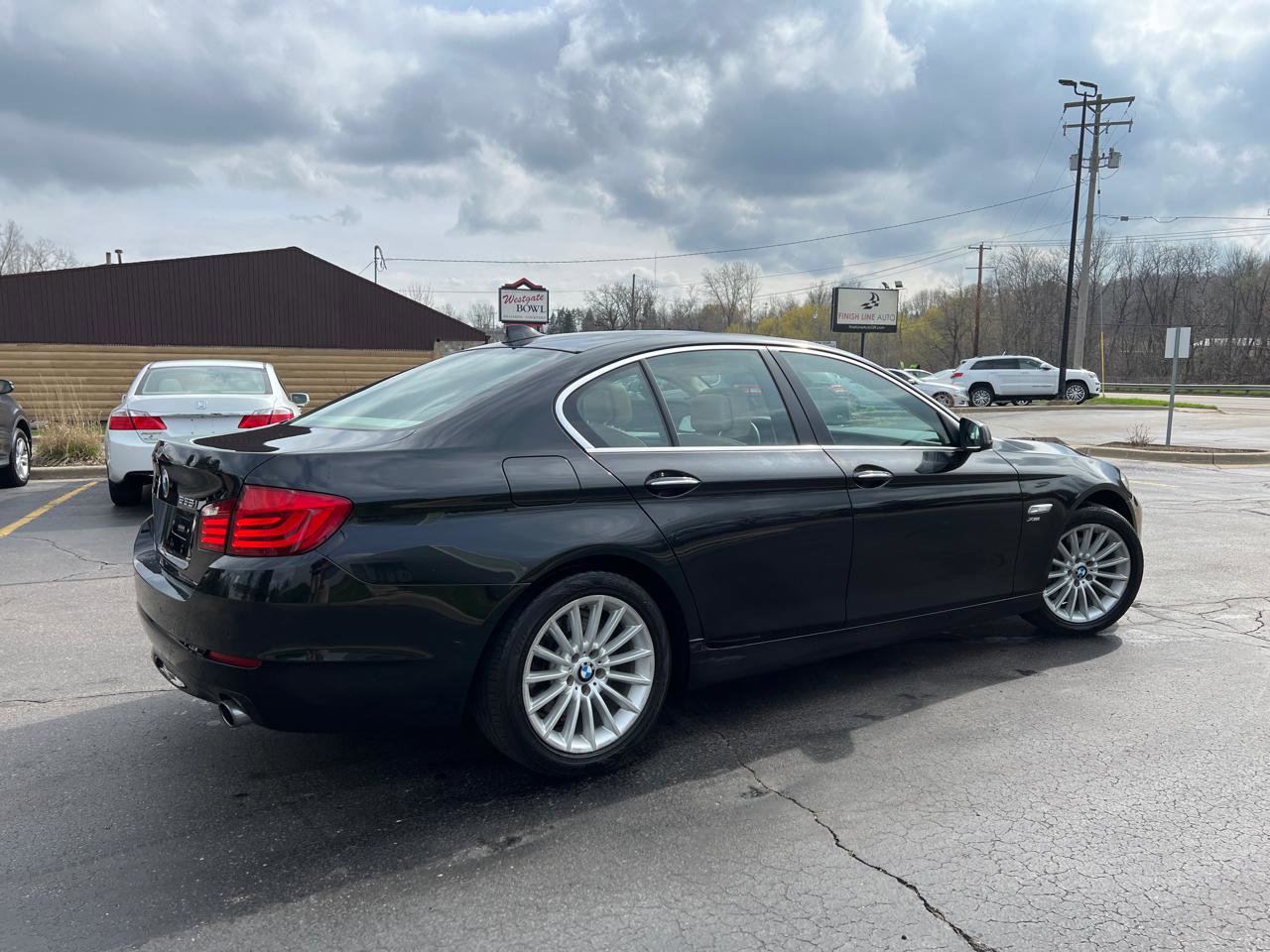 Used 2011 BMW 535i xDrive Sedan AWD/4WD image 8