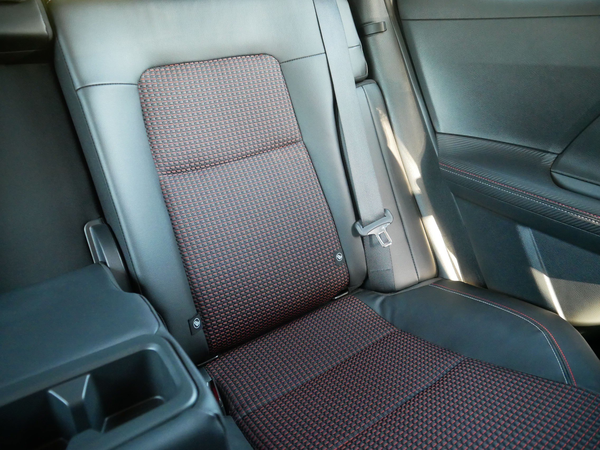 Certified 2025 Nissan Kicks SR AWD/4WD image 14