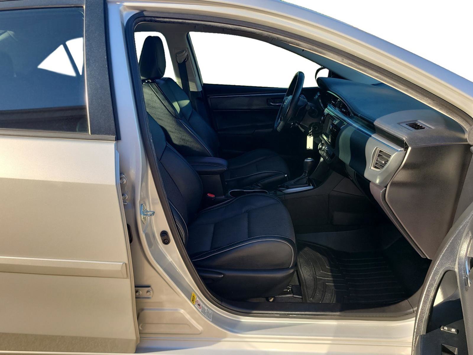 Used 2014 Toyota Corolla S image 23