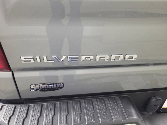 Used 2025 Chevrolet Silverado 1500 LT image 11