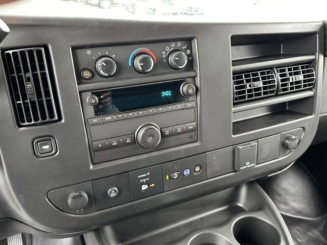 New 2025 Chevrolet Express 2500 Work Van w/ Driver Convenience Package image 25
