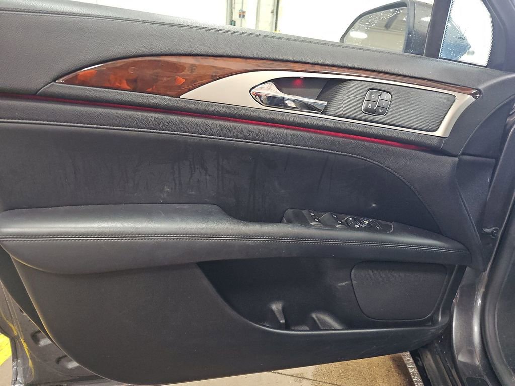 Used 2017 Lincoln MKZ Reserve w/ Climate Package image 11