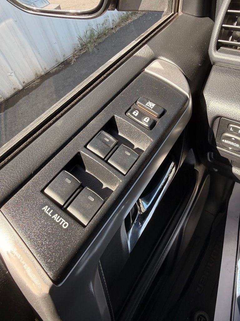Used 2022 Toyota 4Runner SR5 Premium w/ Moonroof Package AWD/4WD image 28