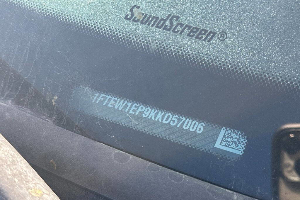 Used 2019 Ford F150 XLT w/ Equipment Group 302A Luxury image 3