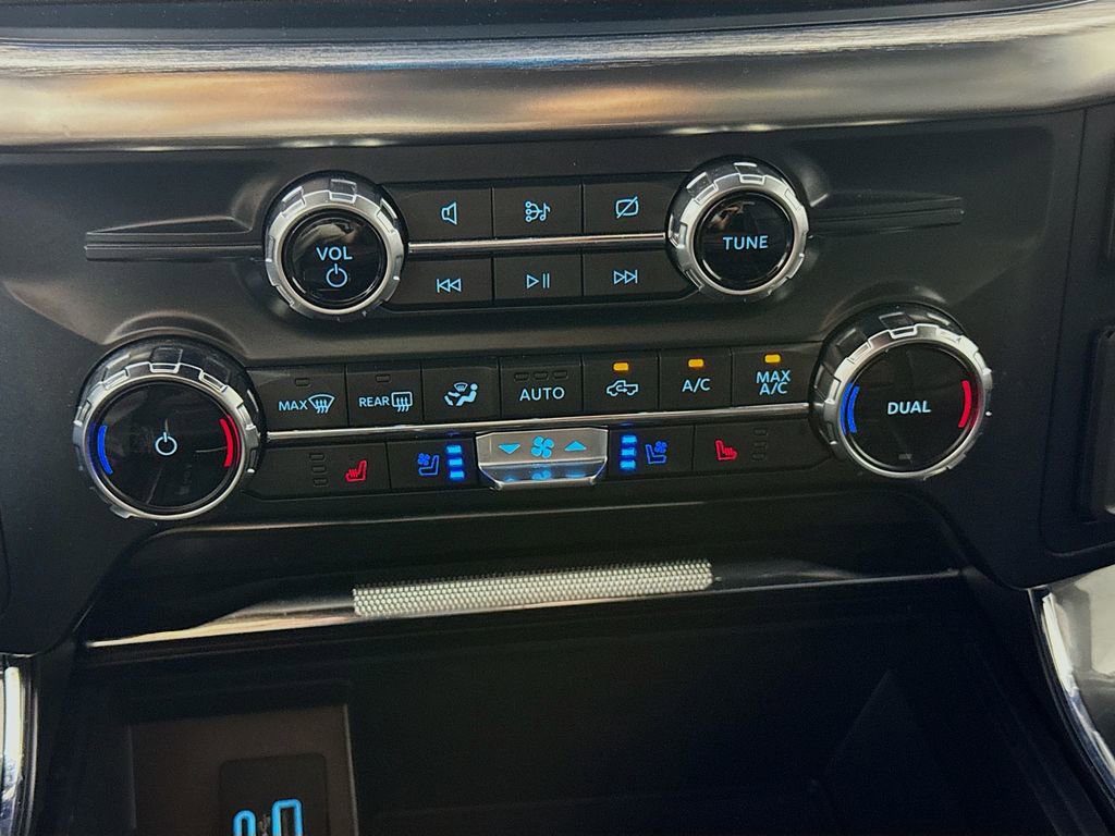 Used 2022 Ford F150 Lariat image 18