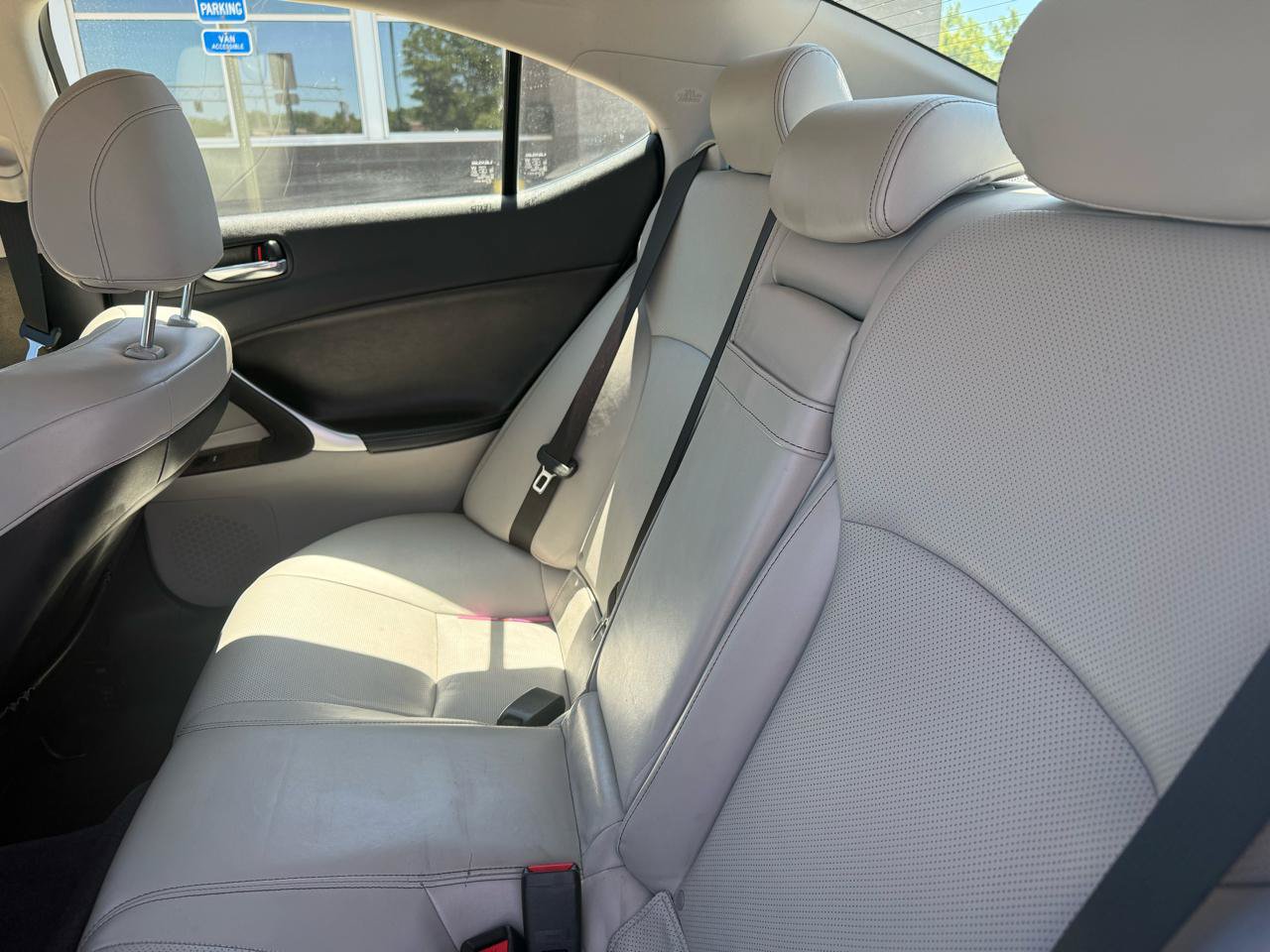 Used 2013 Lexus IS 250 w/ Premium Pkg Value Edition RWD image 9
