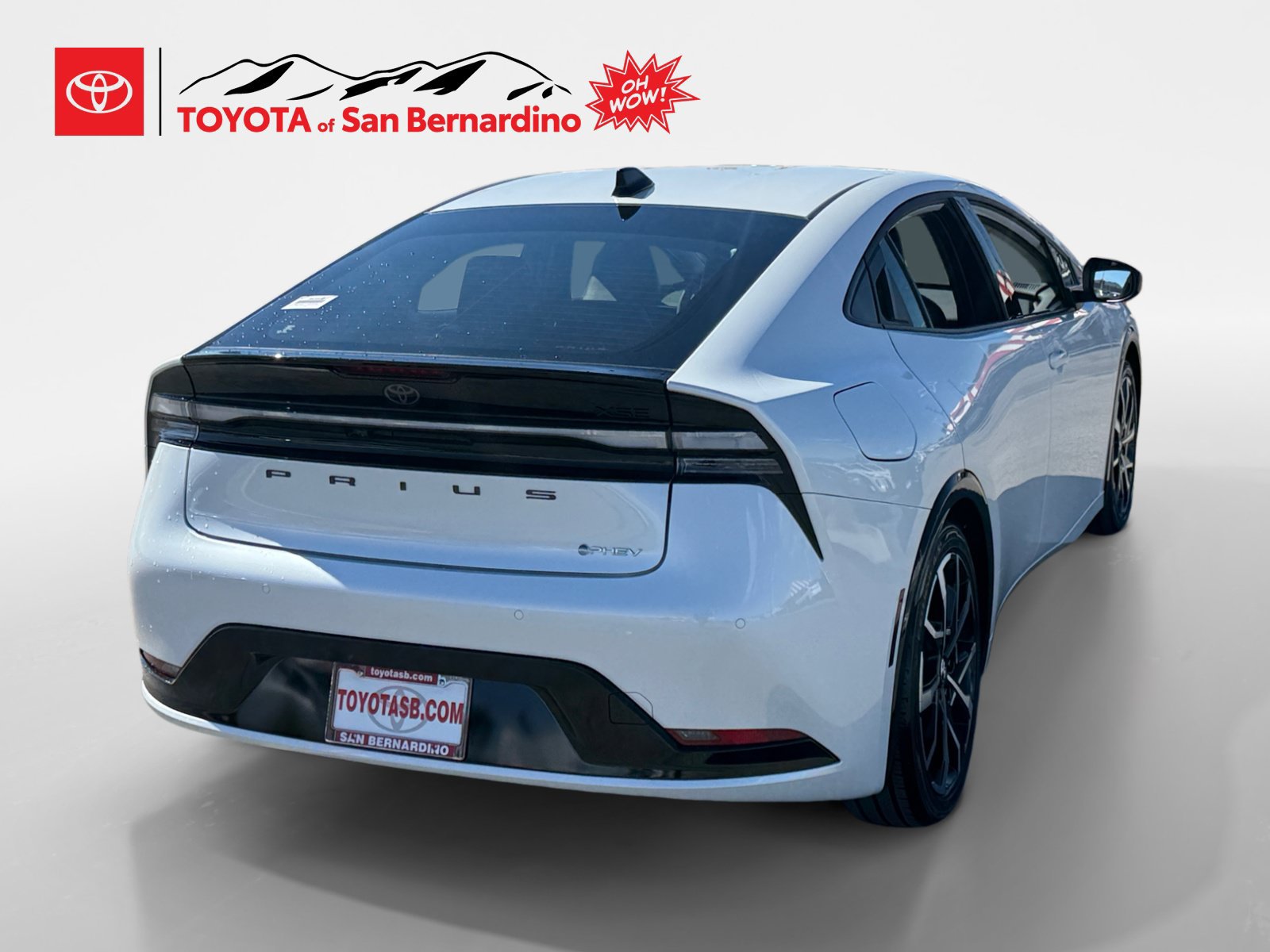 New 2027 Toyota Prius Plug-In Hybrid FWD image 5