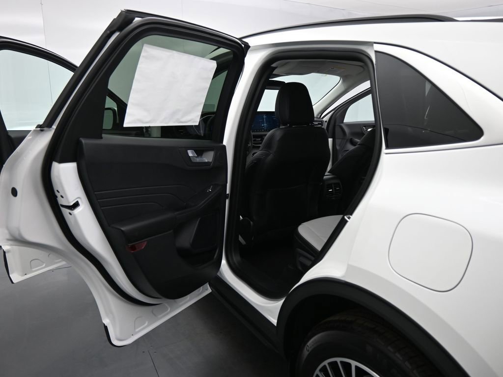 New 2025 Ford Escape SE w/ PHEV Premium Package image 21