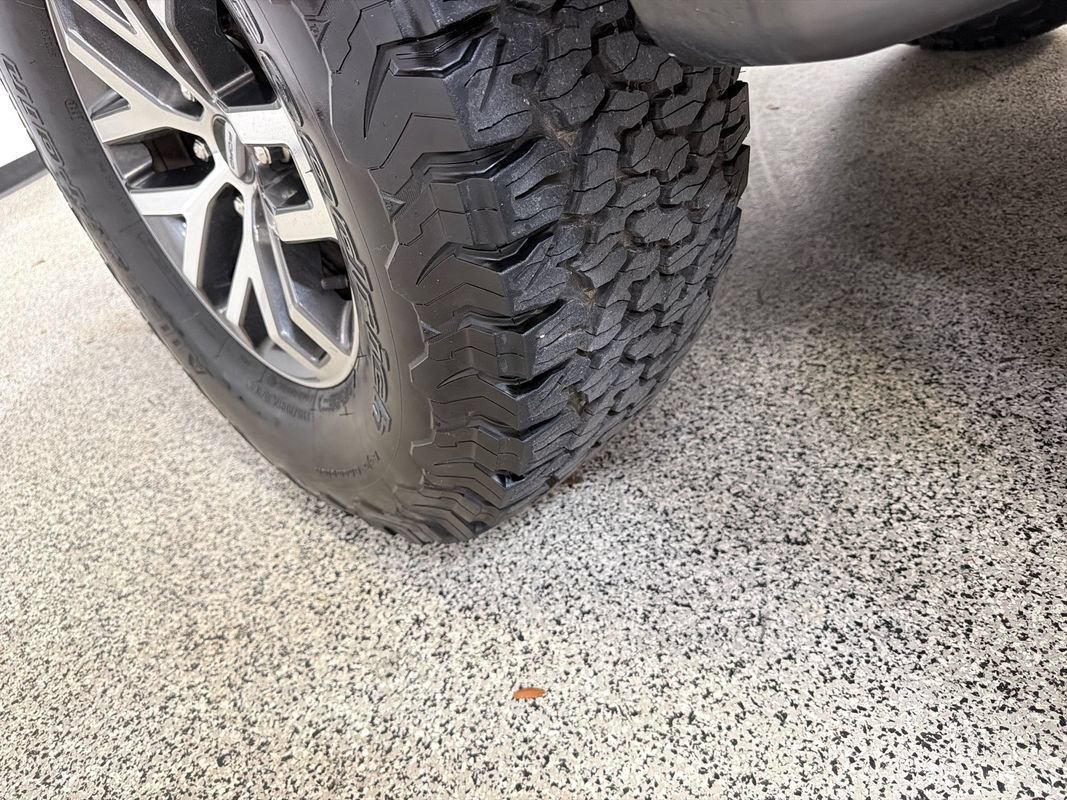 Used 2018 Ford F150 Raptor w/ Equipment Group 802A Luxury AWD/4WD image 49