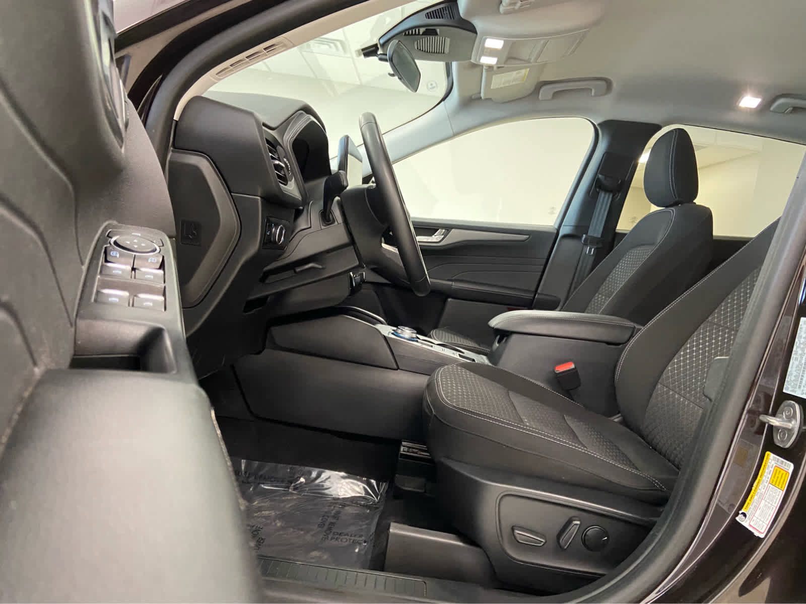 Used 2023 Ford Escape Active w/ Tech Pack #2 image 12