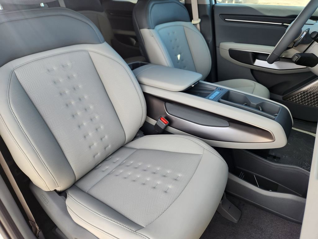 New 2026 Kia EV9 Wind image 13