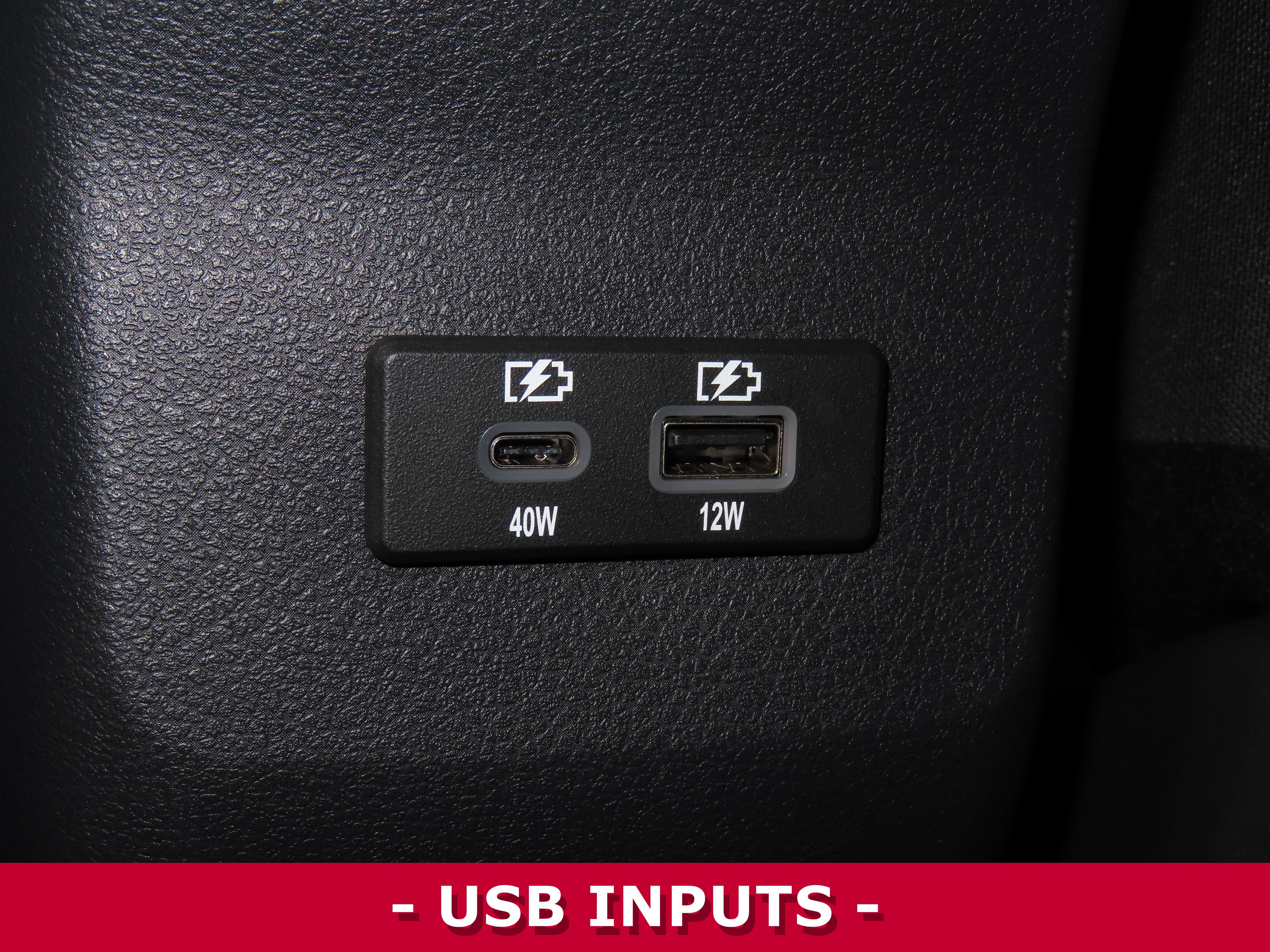 Certified 2025 Nissan Kicks SV w/ Charging Package image 10