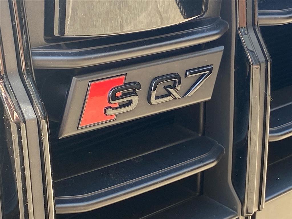 Used 2022 Audi SQ7 Prestige w/ Prestige Package AWD/4WD image 4