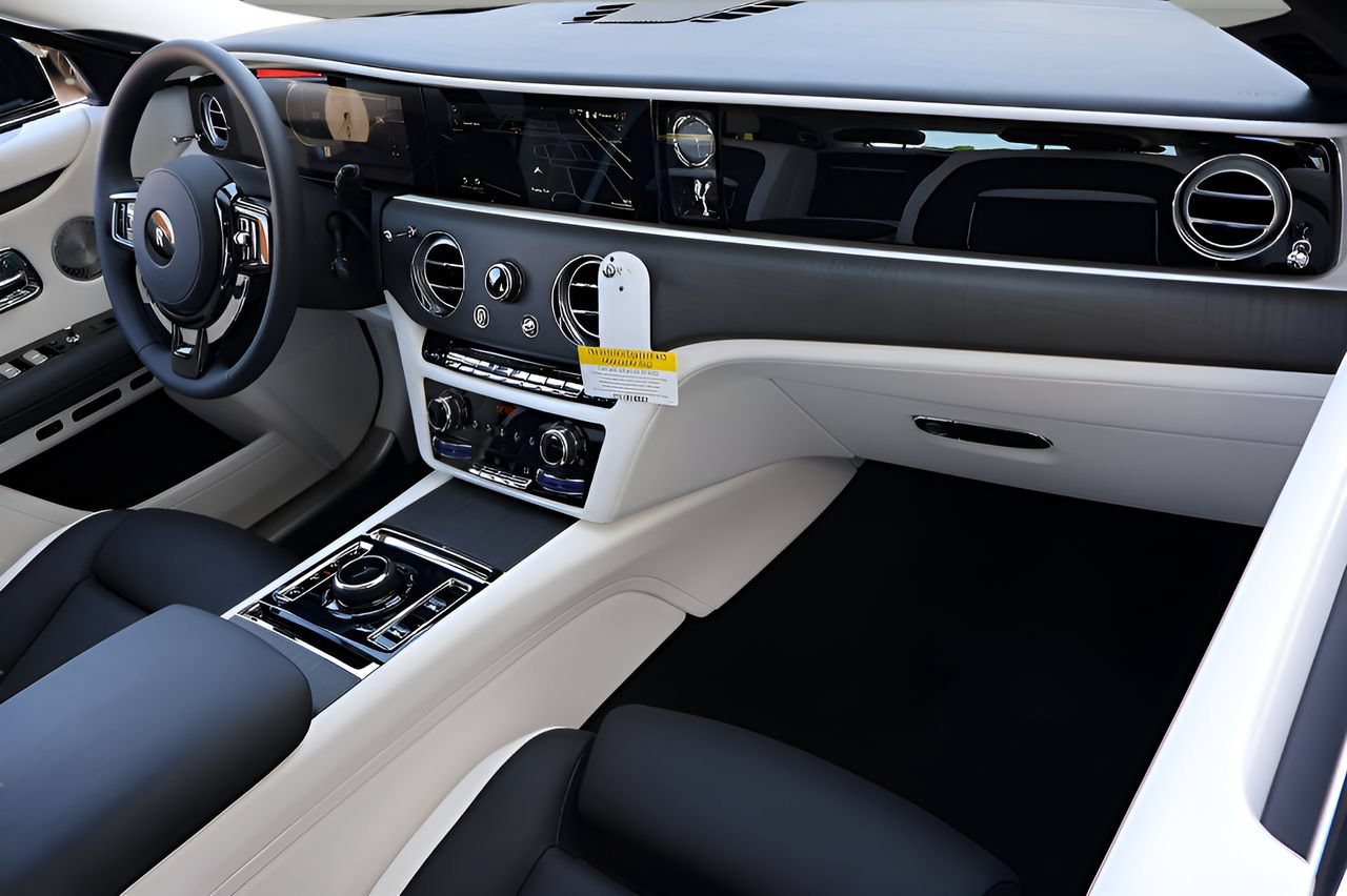 New 2026 Rolls-Royce Ghost AWD/4WD image 24