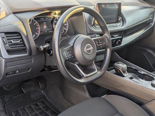 Used 2023 Nissan Rogue S image 10