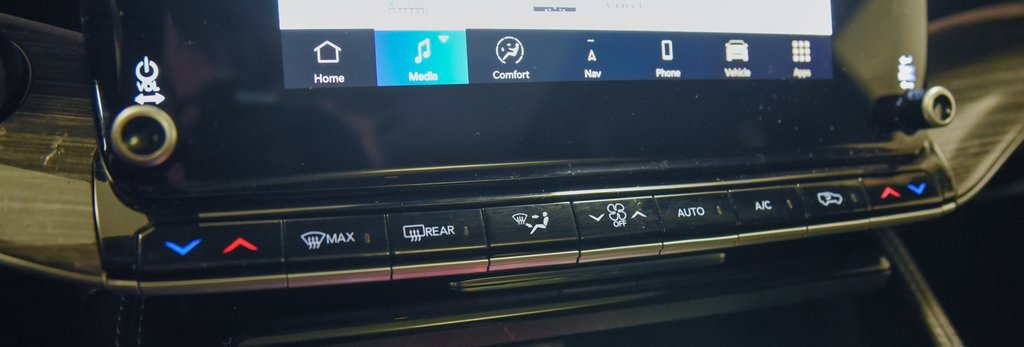 Used 2022 Jeep Wagoneer Series II w/ Premium Group I image 19