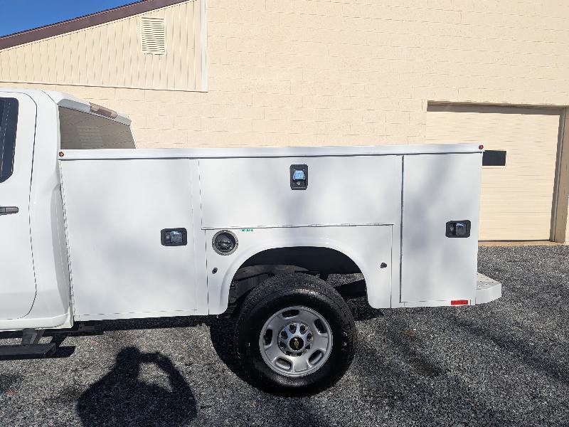 Used 2024 Chevrolet Silverado 2500 W/T w/ WT Convenience Package image 3