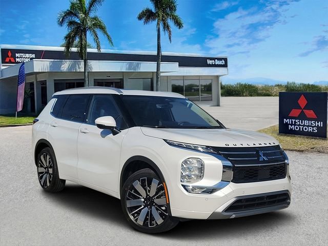 New 2026 Mitsubishi Outlander SEL image 1