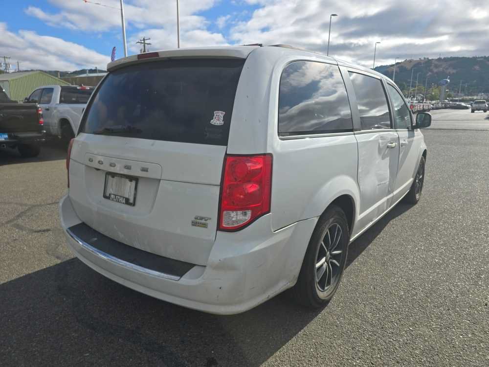 Used 2019 Dodge Grand Caravan GT FWD image 17