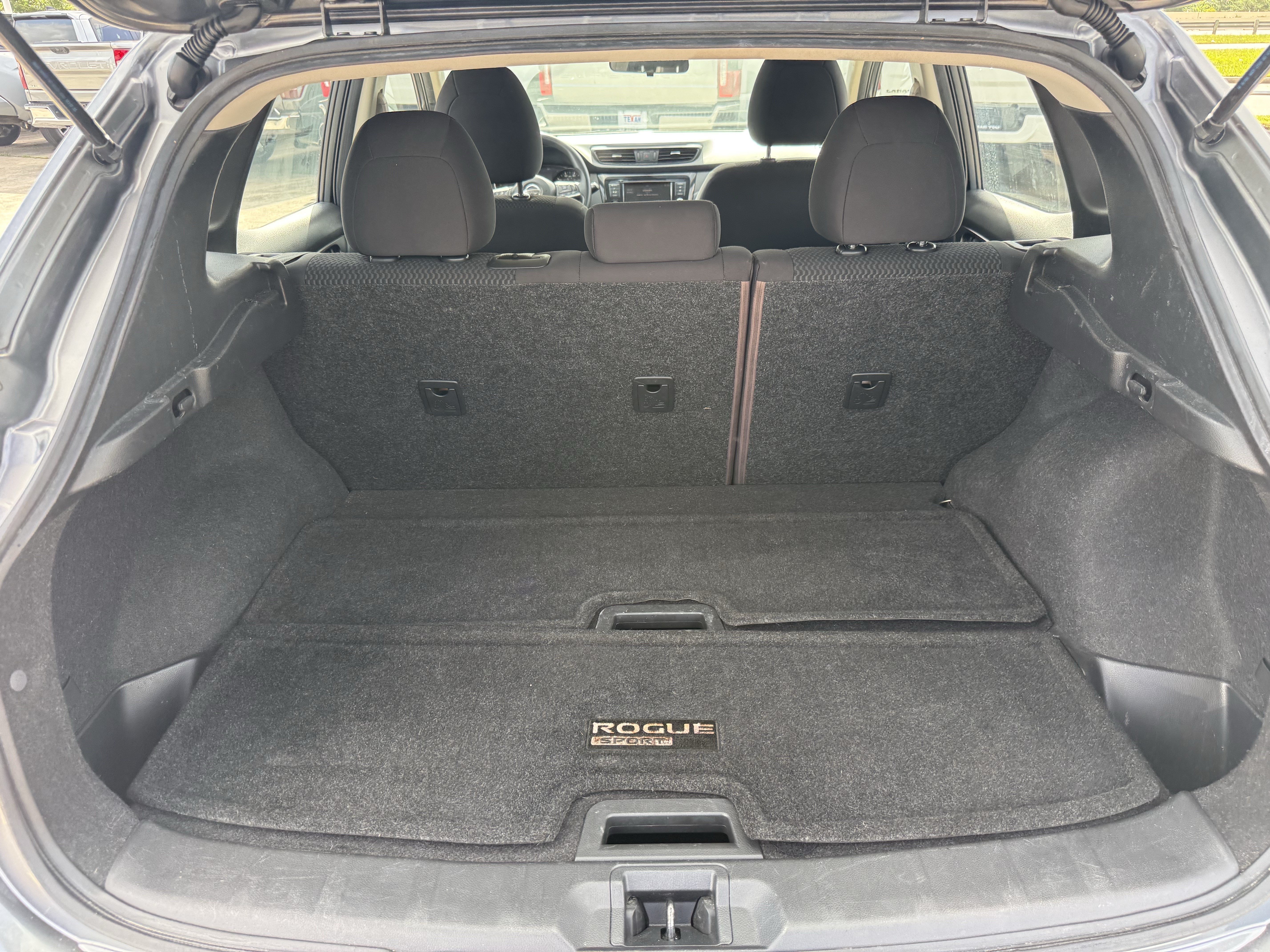 Used 2019 Nissan Rogue Sport S AWD/4WD image 30