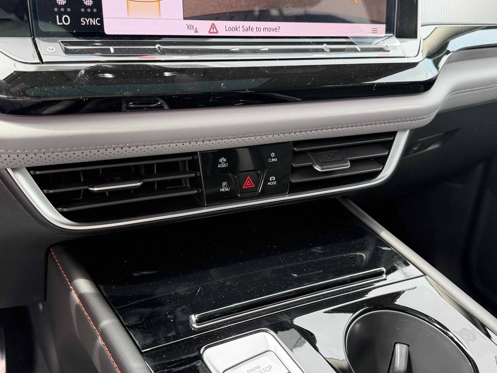 New 2026 Volkswagen Atlas Peak Edition AWD/4WD image 23
