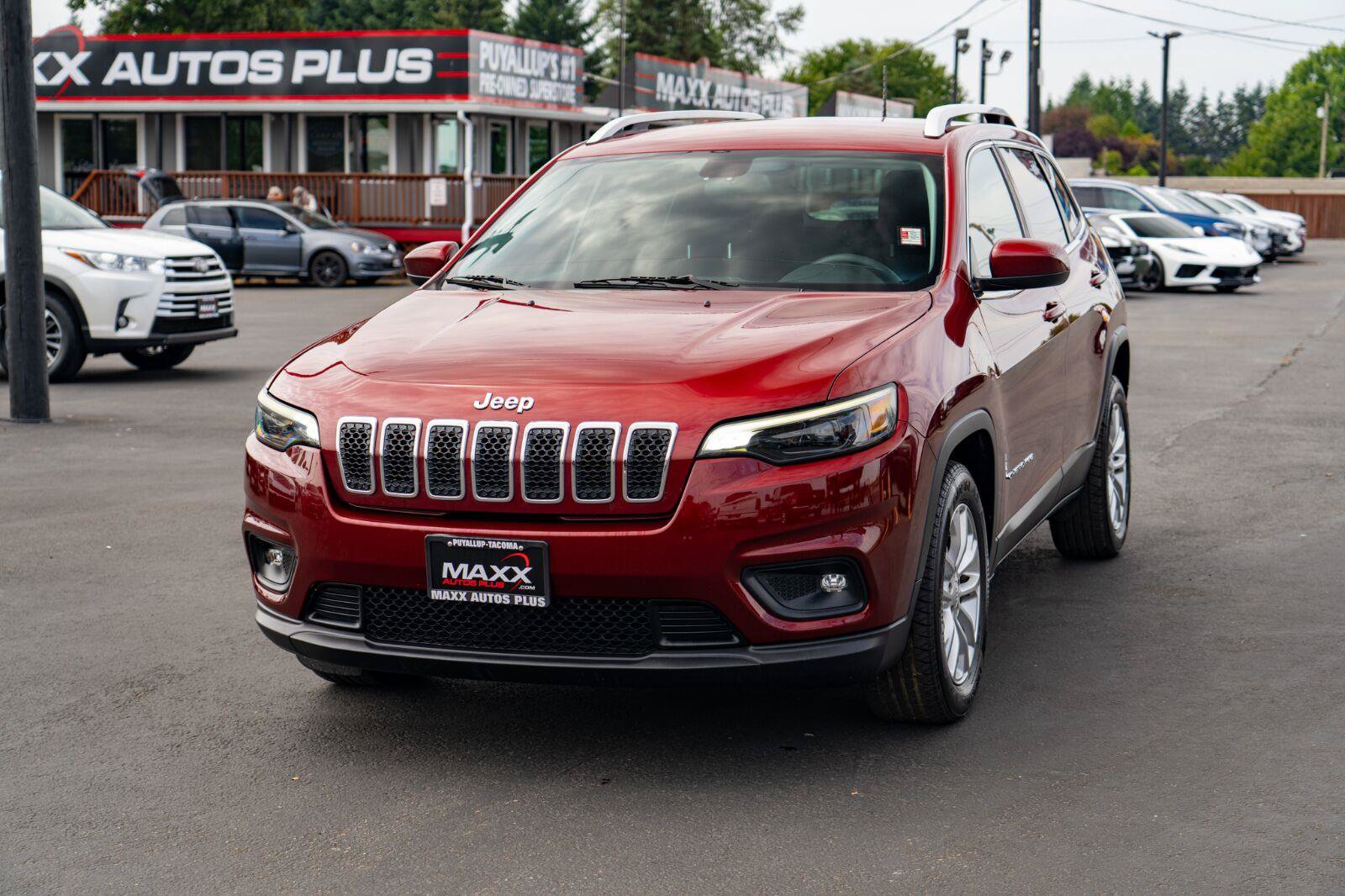 Used 2019 Jeep Cherokee Latitude w/ Popular Appearance Group FWD image 4