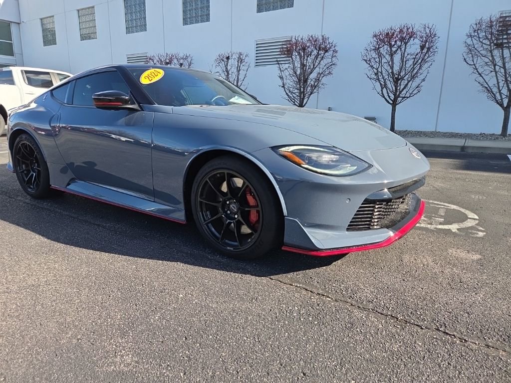 Used 2024 Nissan Z NISMO w/ Floor Mat Package image 4