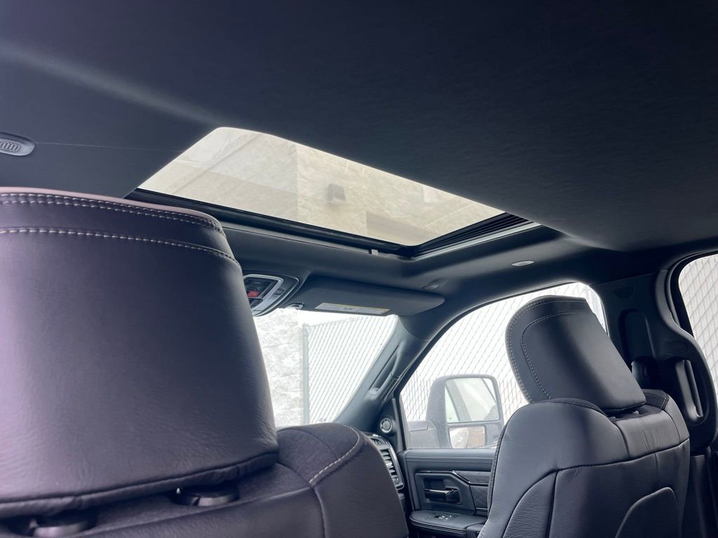 New 2026 RAM 3500 Limited image 38