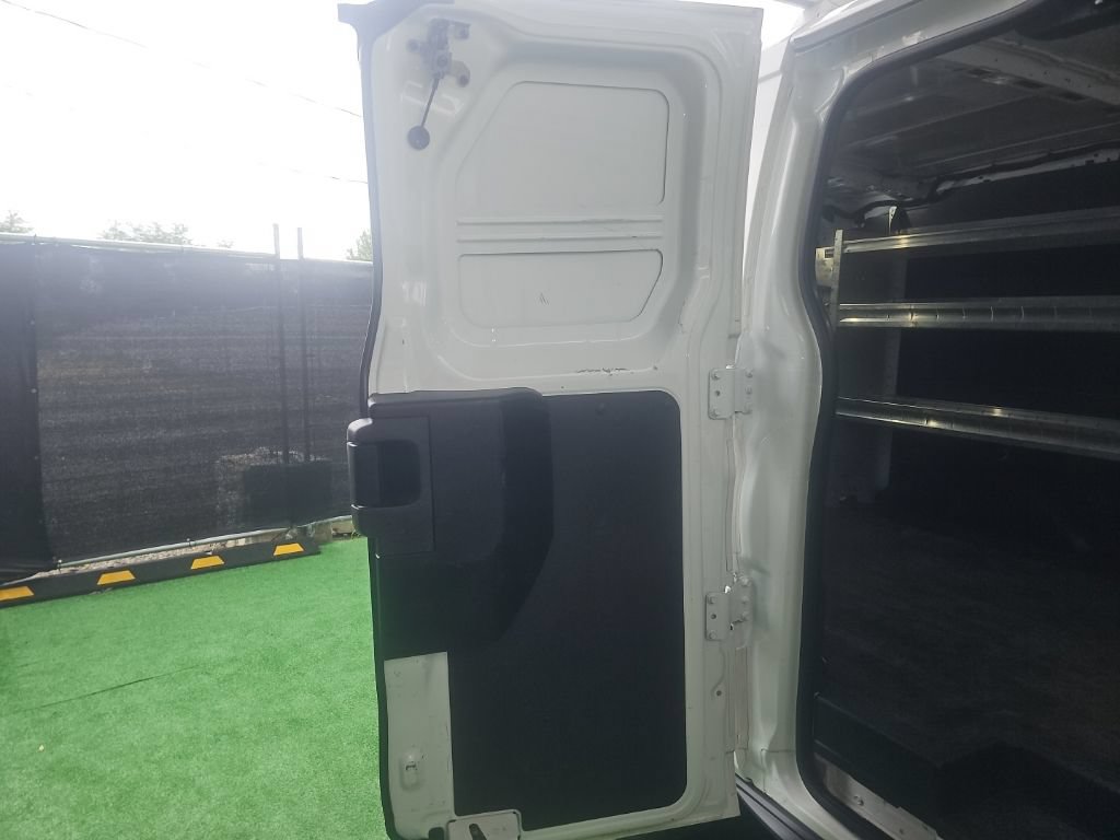 Used 2018 Ford Transit 250 130 Low Roof RWD image 29