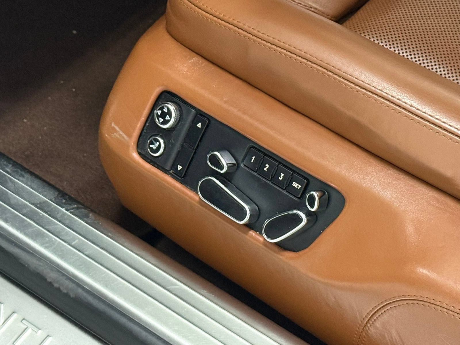 Used 2006 Bentley Flying Spur Flying Spur AWD/4WD image 24