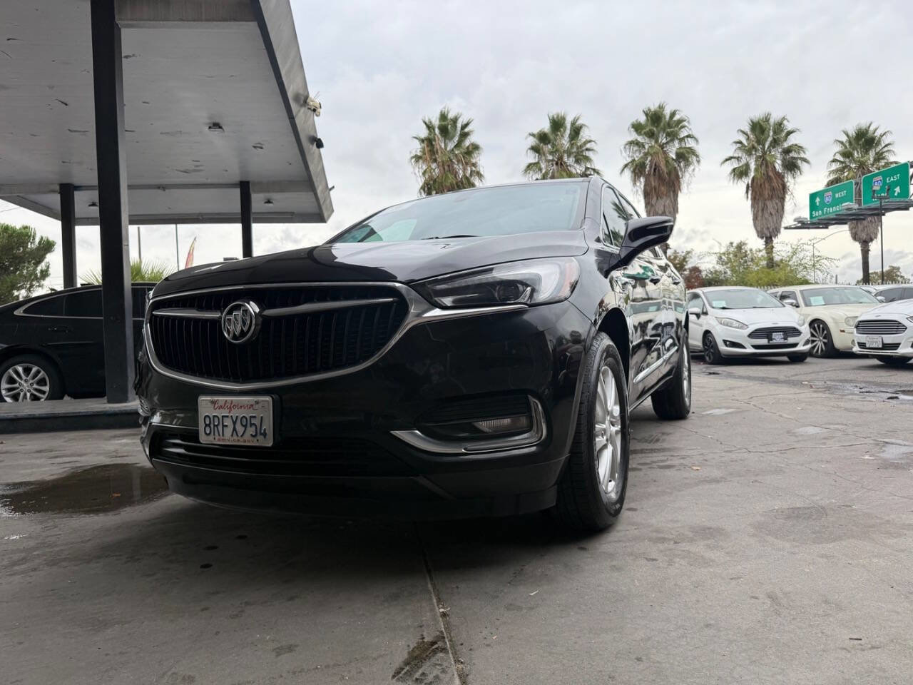 Used 2020 Buick Enclave Essence image 6