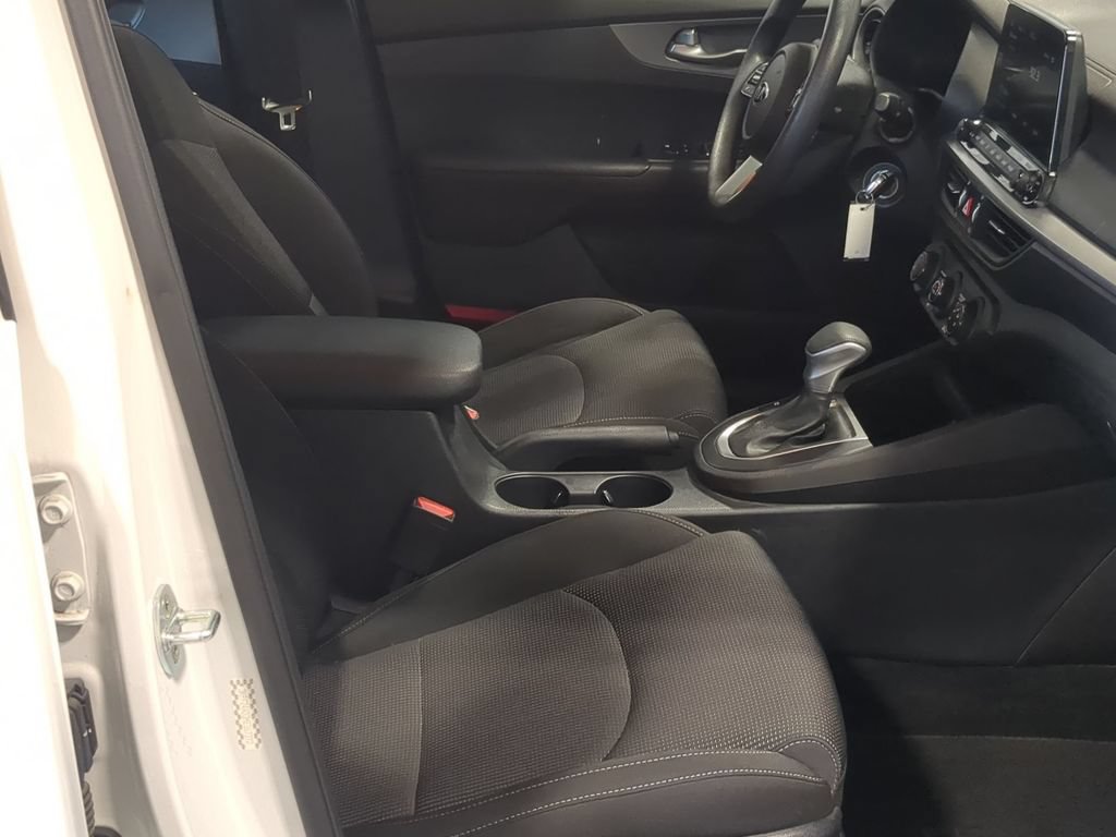 Used 2021 Kia Forte Sedan FWD image 25