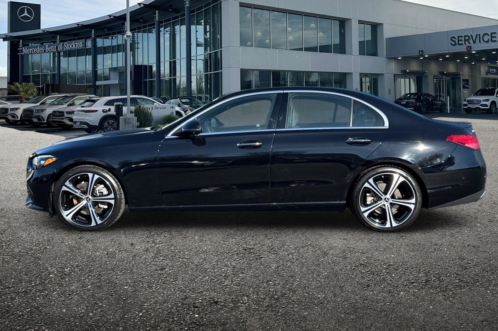 Certified 2025 Mercedes-Benz C 300 Sedan image 7