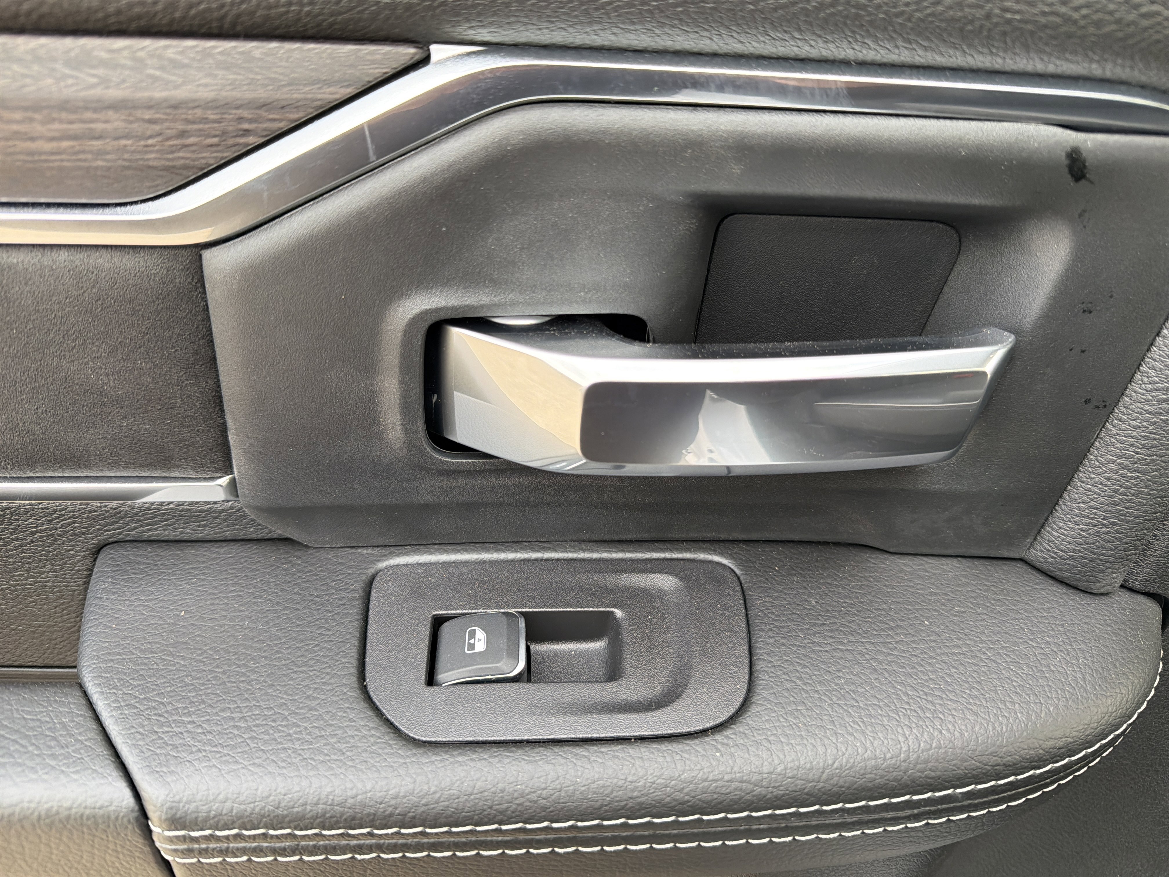 New 2026 RAM 2500 Laramie image 37